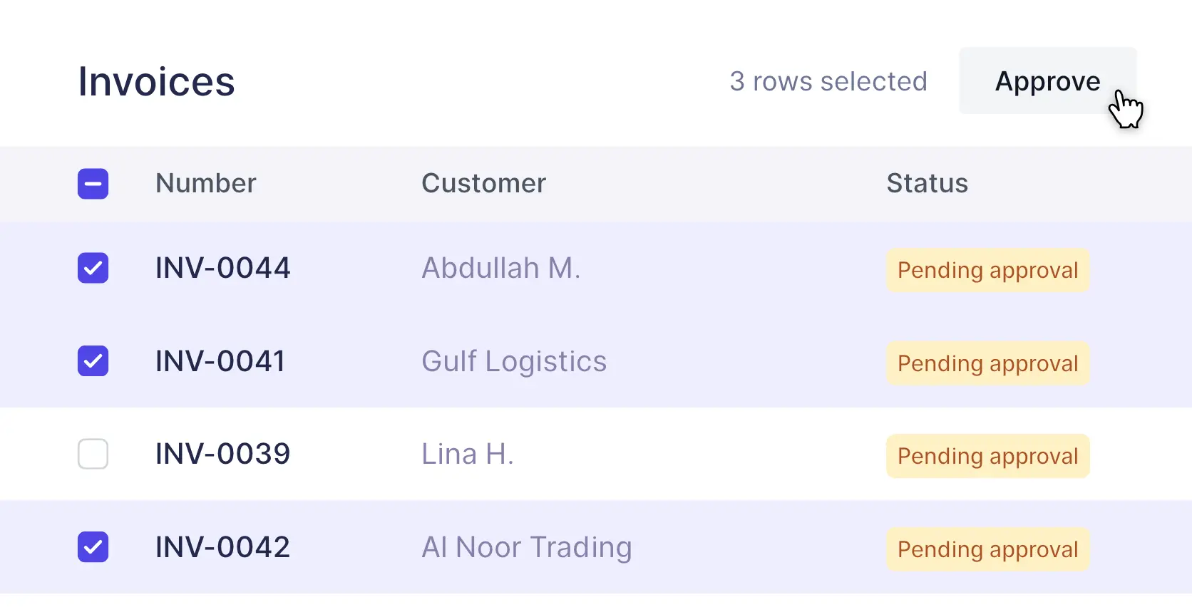 The invoices list with three invoices selected and Approve in the bulk actions